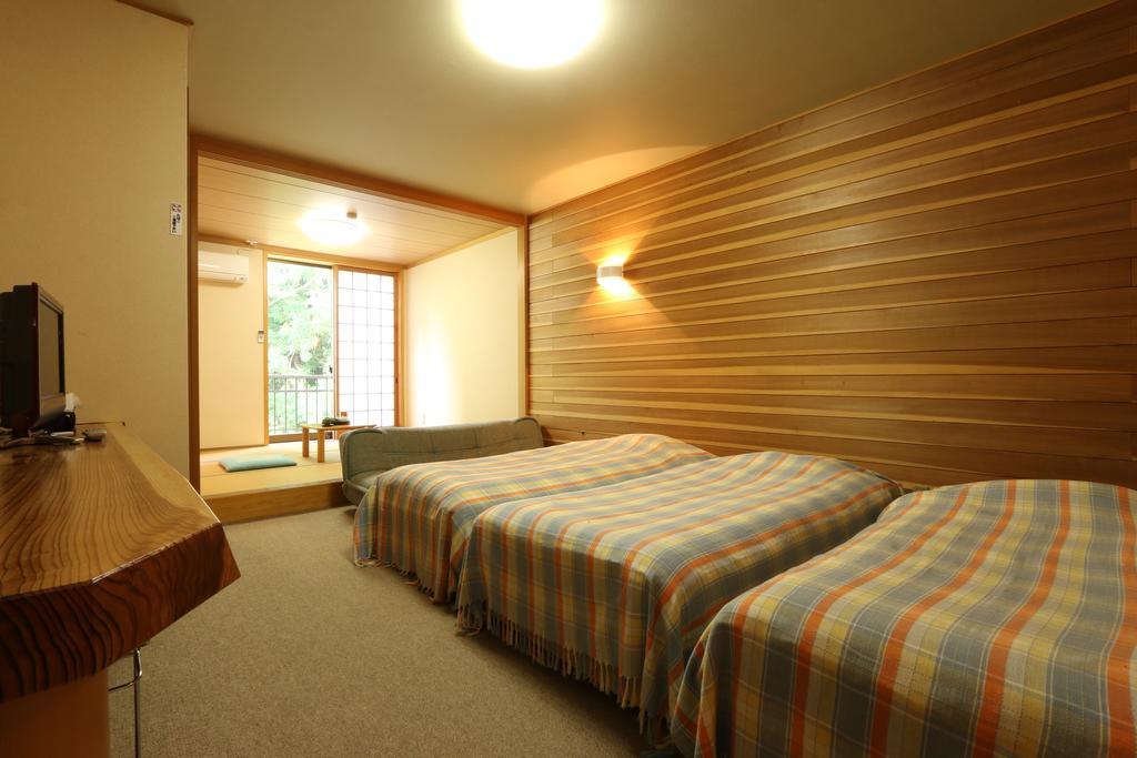Kannabe Sanso Hotel Тойока Екстериор снимка